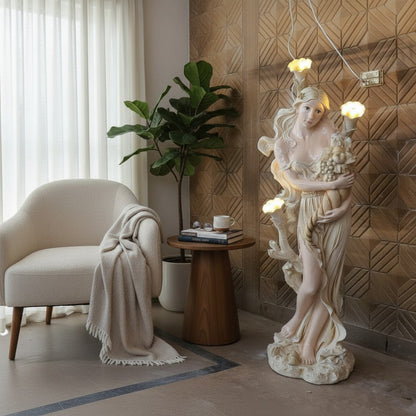 Luxury Decorative Lady Lamp